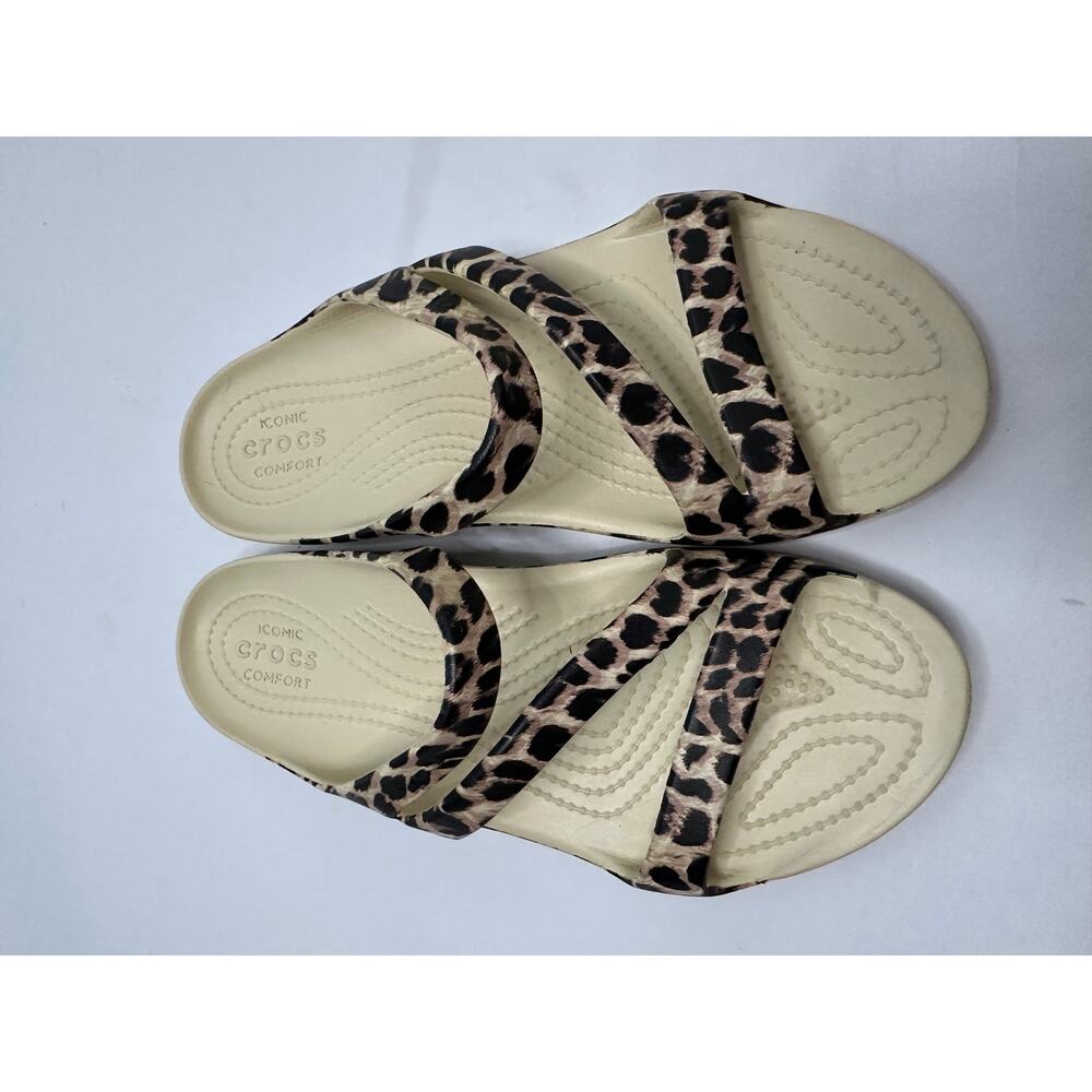 Crocs Women's Kadee II Graphic Sandals in a leopard print pattern size 8